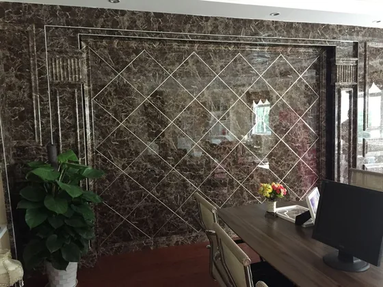 Polygranite sheet with a Venetian marble finish